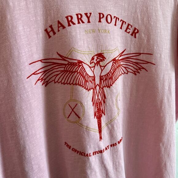 Harry Potter New York Size 2XL T-Shirt - Pink Fawkes Wizarding World 100% Cotton - Picture 3 of 8
